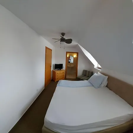 Penzion Emil Porta Balatongyörök