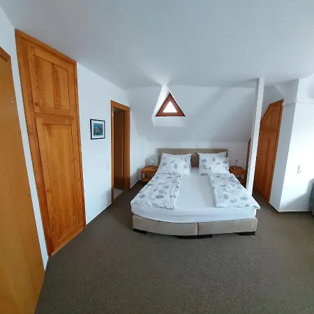 Penzion Emil Porta Balatongyörök