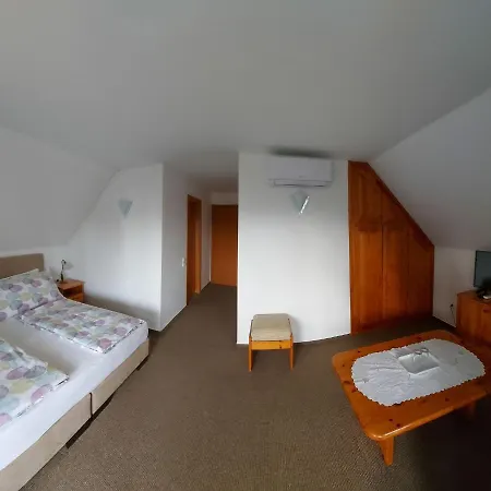 Penzion Emil Porta Balatongyörök
